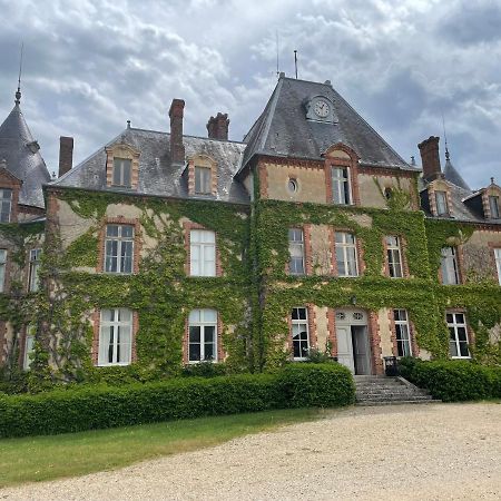 Chateau De Bostz Besson Eksteriør bilde