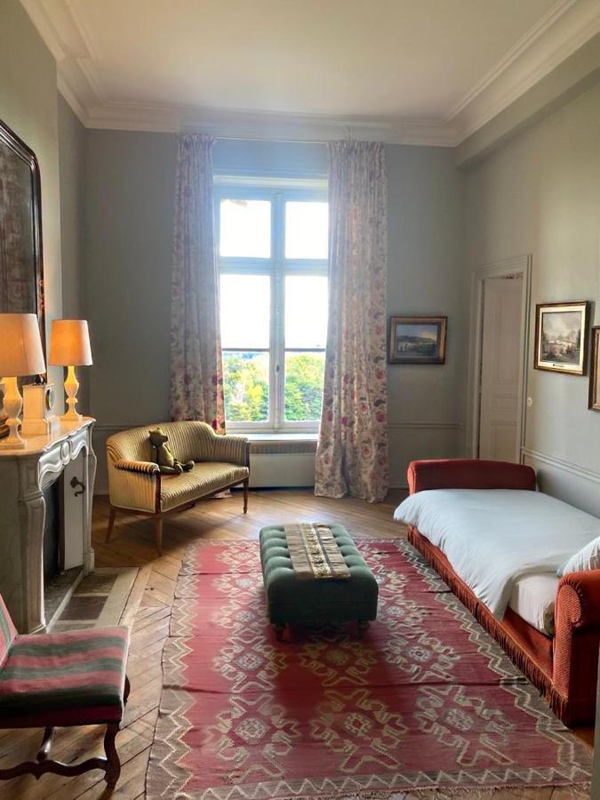Chateau De Bostz Besson Eksteriør bilde
